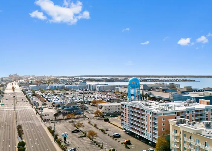 Bayfront 2br Windoor Pool By Convention Center Holiday home Ocean City