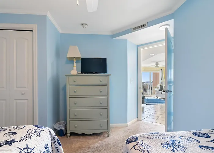 Bayfront 2br Windoor Pool By Convention Center Holiday home Ocean City