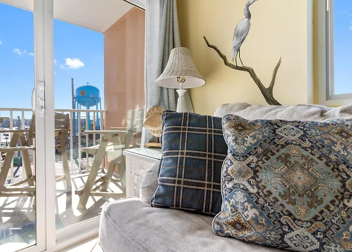 Bayfront 2br Windoor Pool By Convention Center Holiday home Ocean City